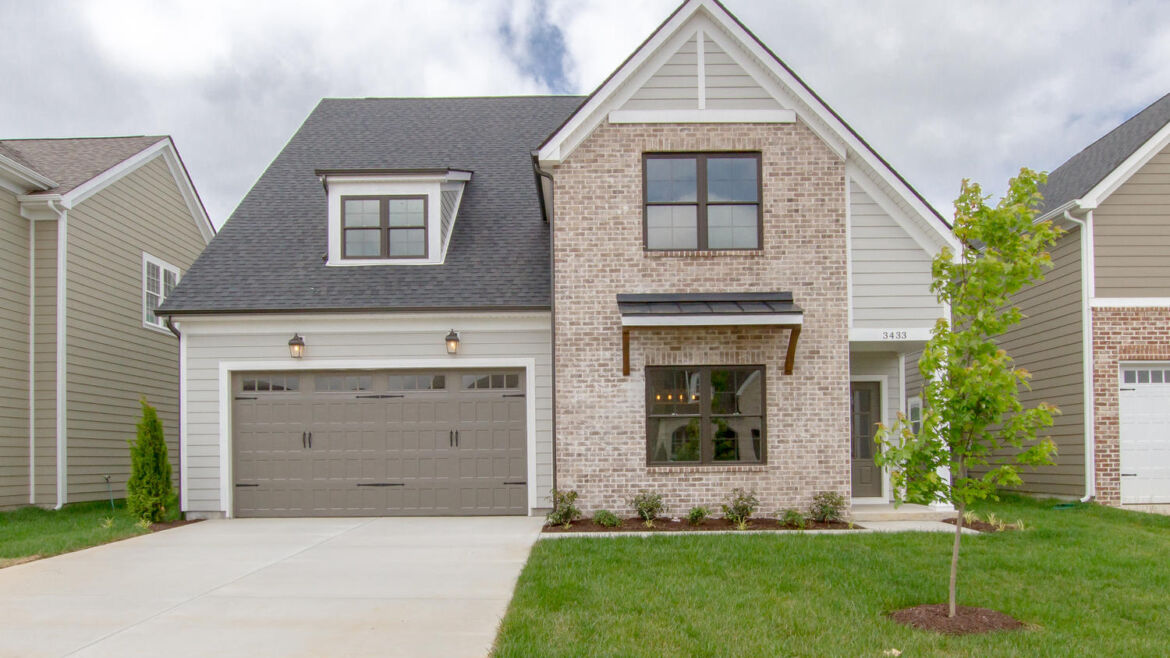 Luke at Caroline Farms